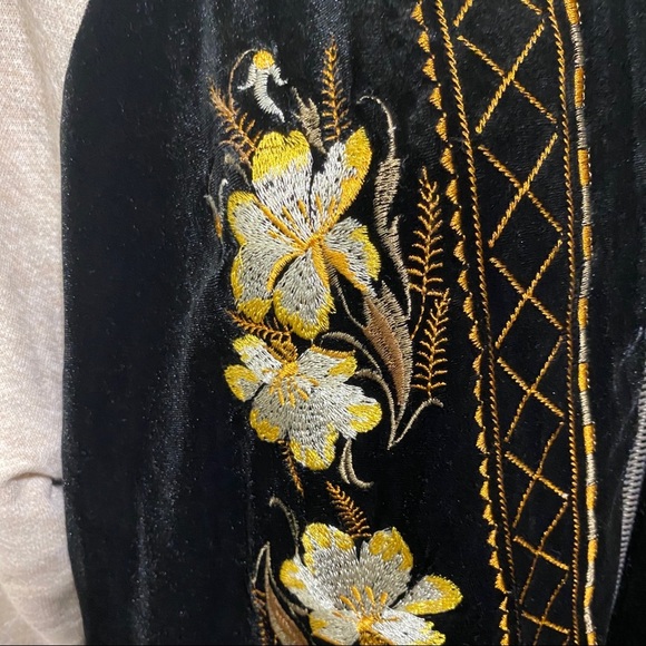 Mystree Black Velour Embroidered Zip Up Jacket - Picture 3 of 6